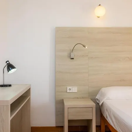 Apto Con Terraza 202 *