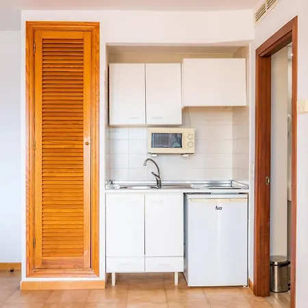 Будинок відпочинку Apto Con Terraza 202 Кала-Мільор