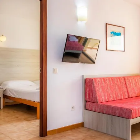 Hébergement de vacances Apto Con Terraza 202 *