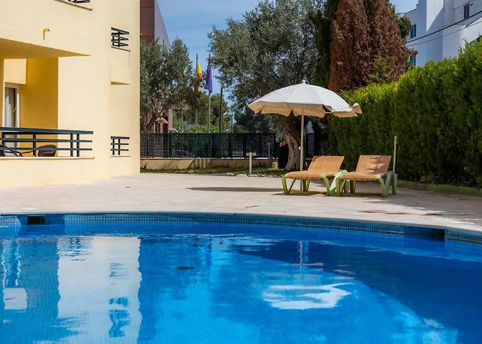 Apto Con Terraza 202 *